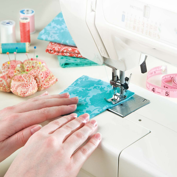 Sewing machine مكائن خياطة